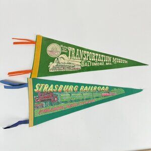 Strasburg  B&O Railroad Museum Vintage Felt Pennant Flag Train Memorabilia